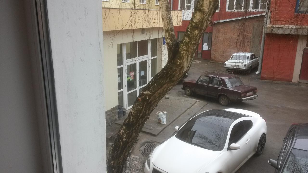 Apartments Darvina 20, Апартаменты На Улдарвина Дом 20 Harkov Kültér fotó